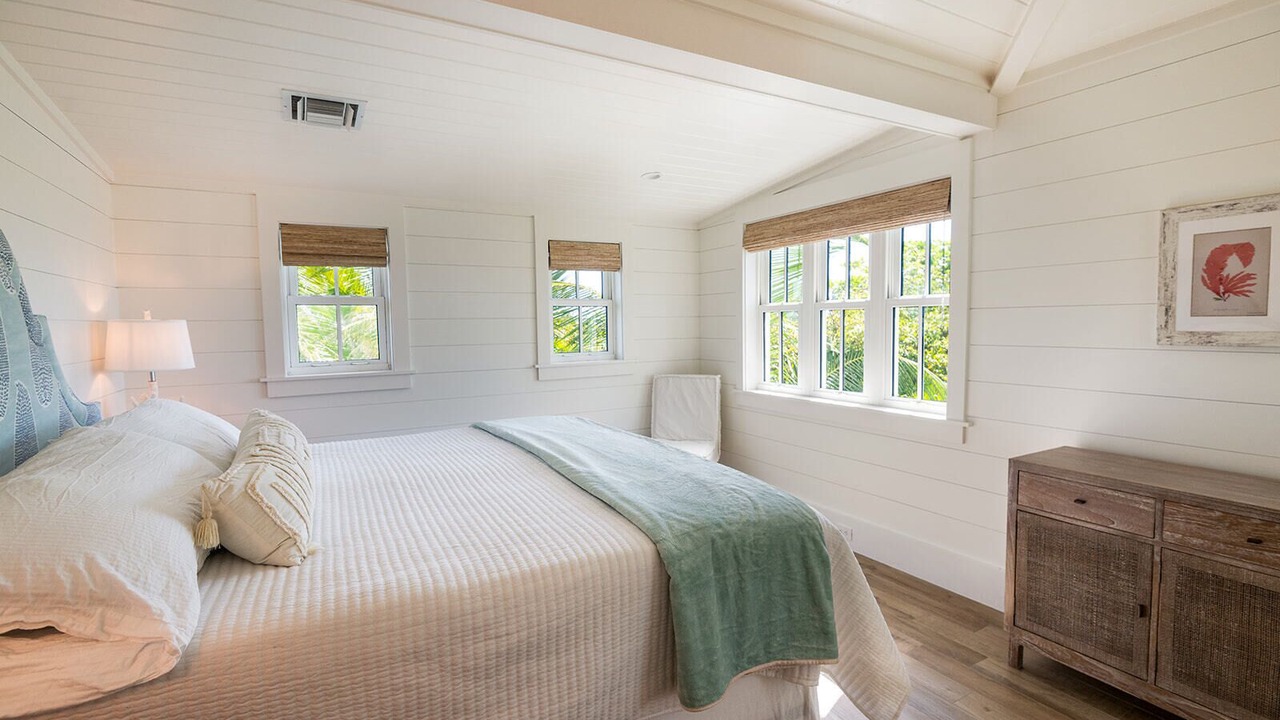 Photo of Bedroom in Hope Town
