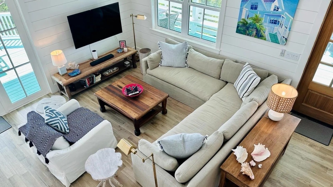 Photo of Livingroom in Hope Town
