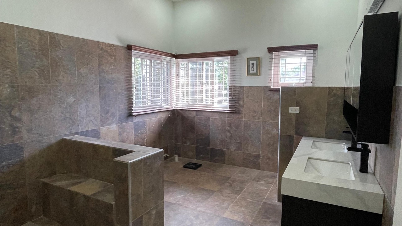 Photo of Bathroom in Saint Andrew
