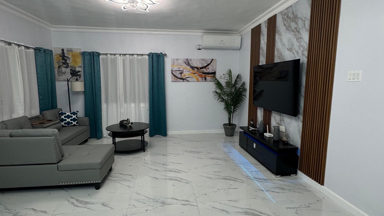 Photo of Livingroom in New Kingston