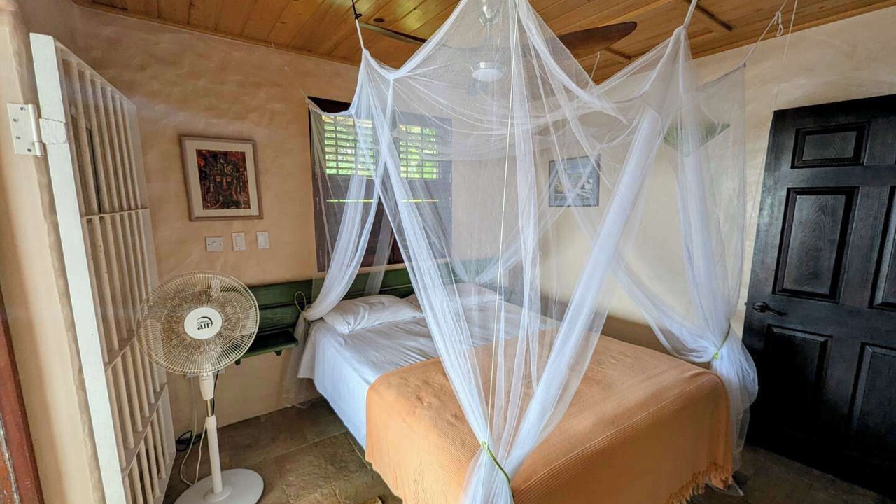 Photo of Bedroom in Calibishie