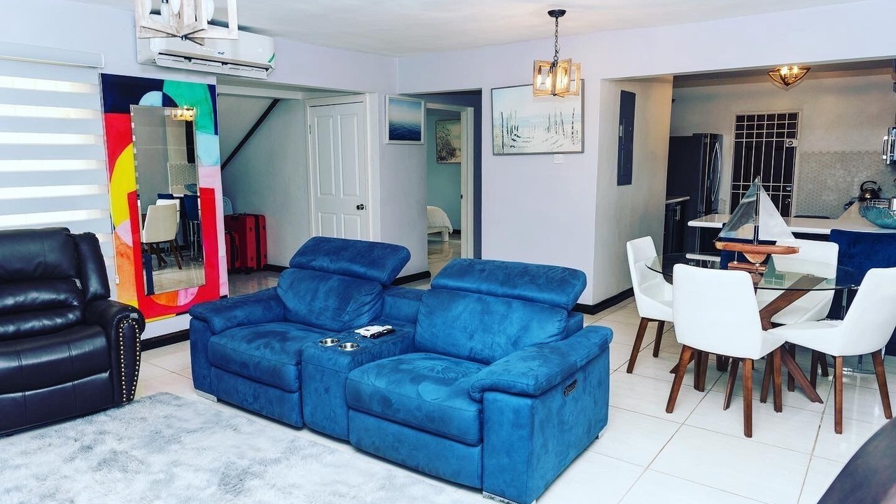 Photo of Livingroom in Portmore