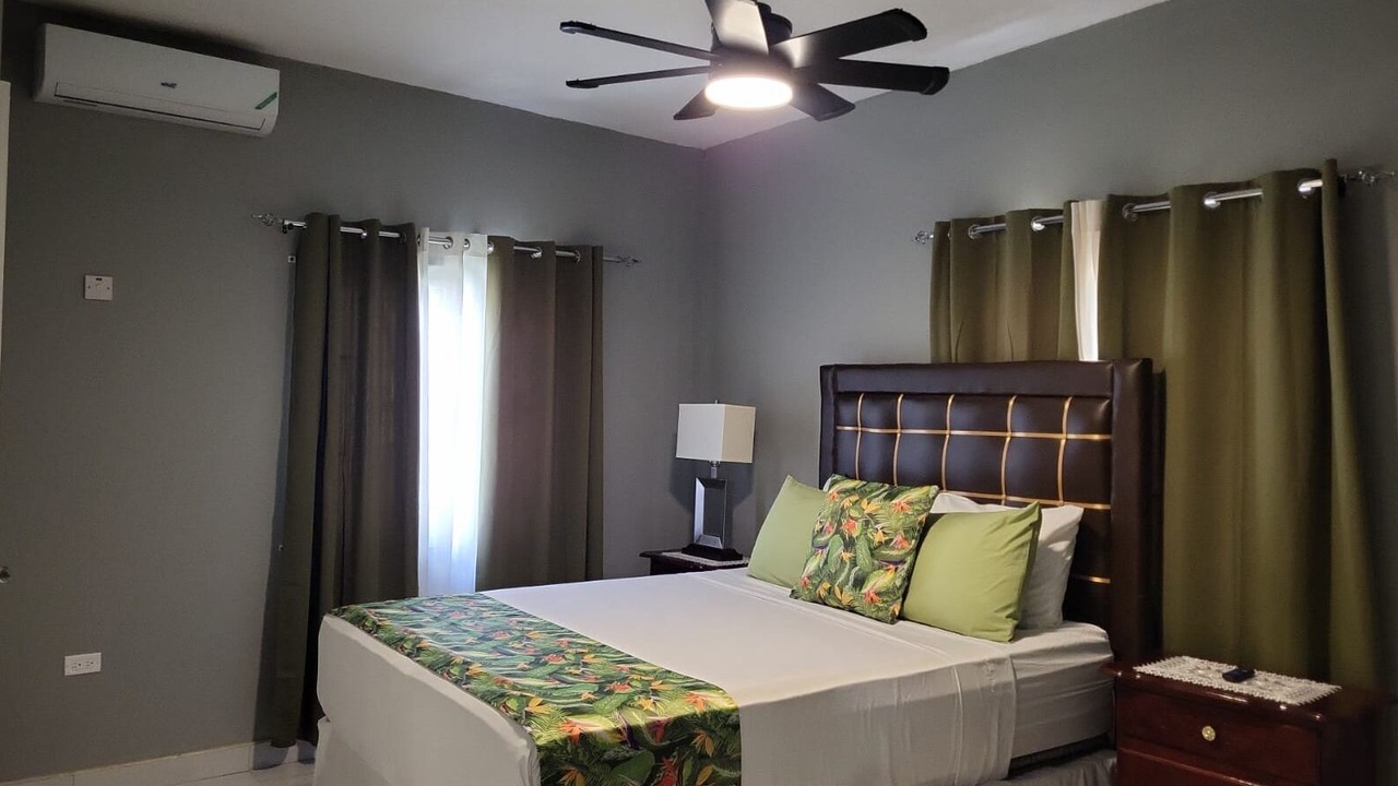 Photo of Bedroom in Runaway Bay
