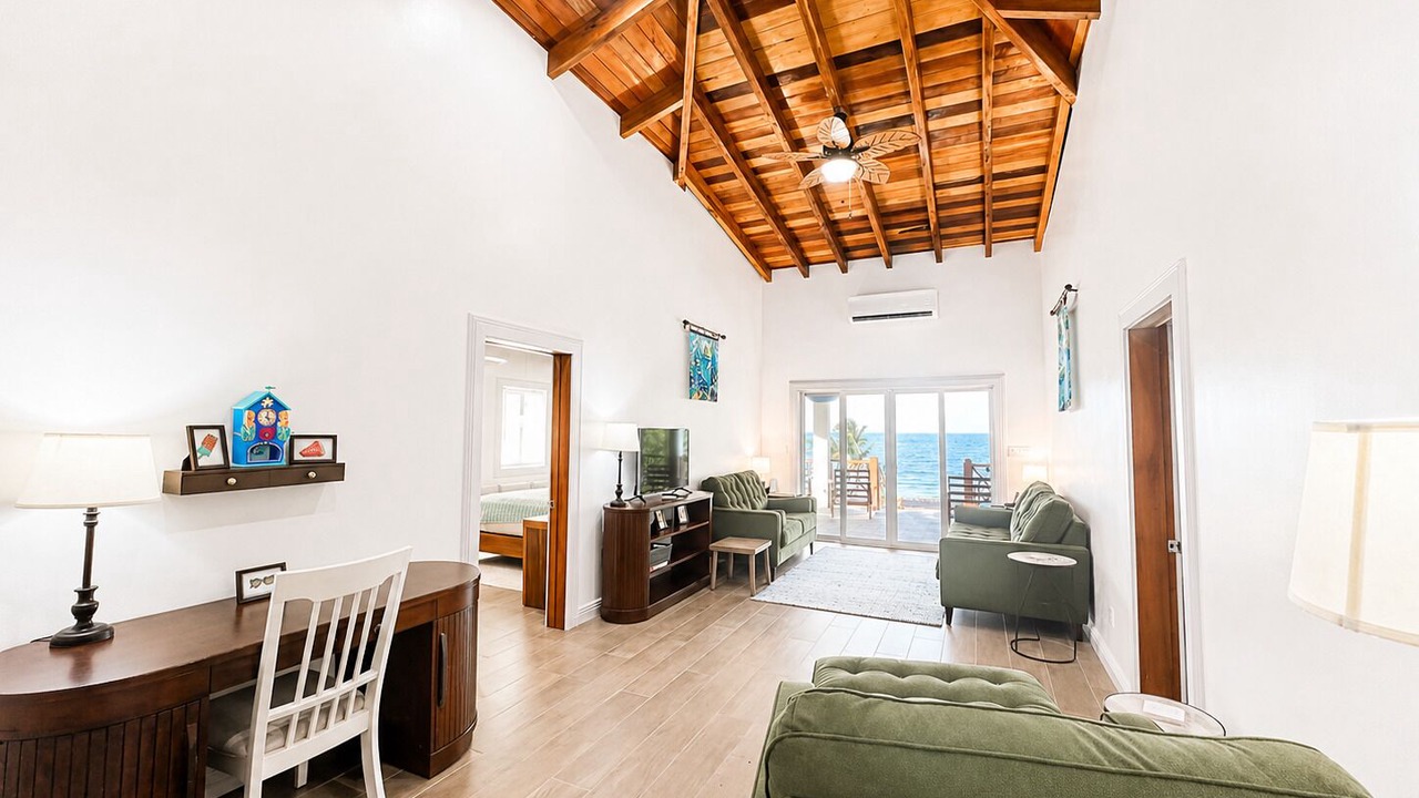Photo of Livingroom in Hopkins