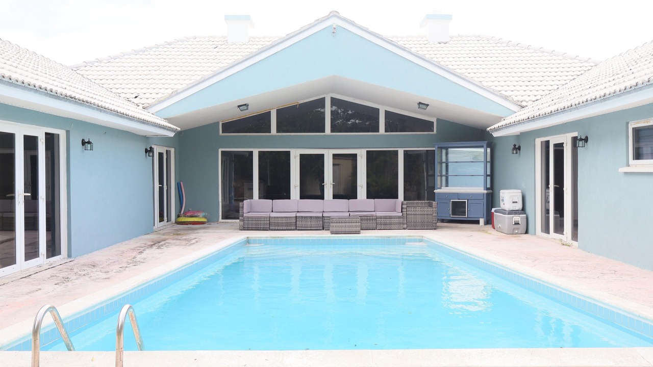 Photo of Outdoor in Bahamia West