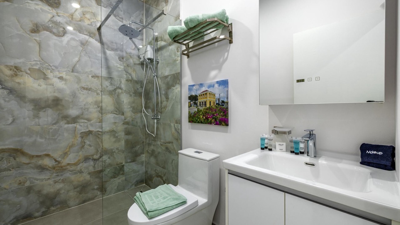 Photo of Bathroom in Ponton
