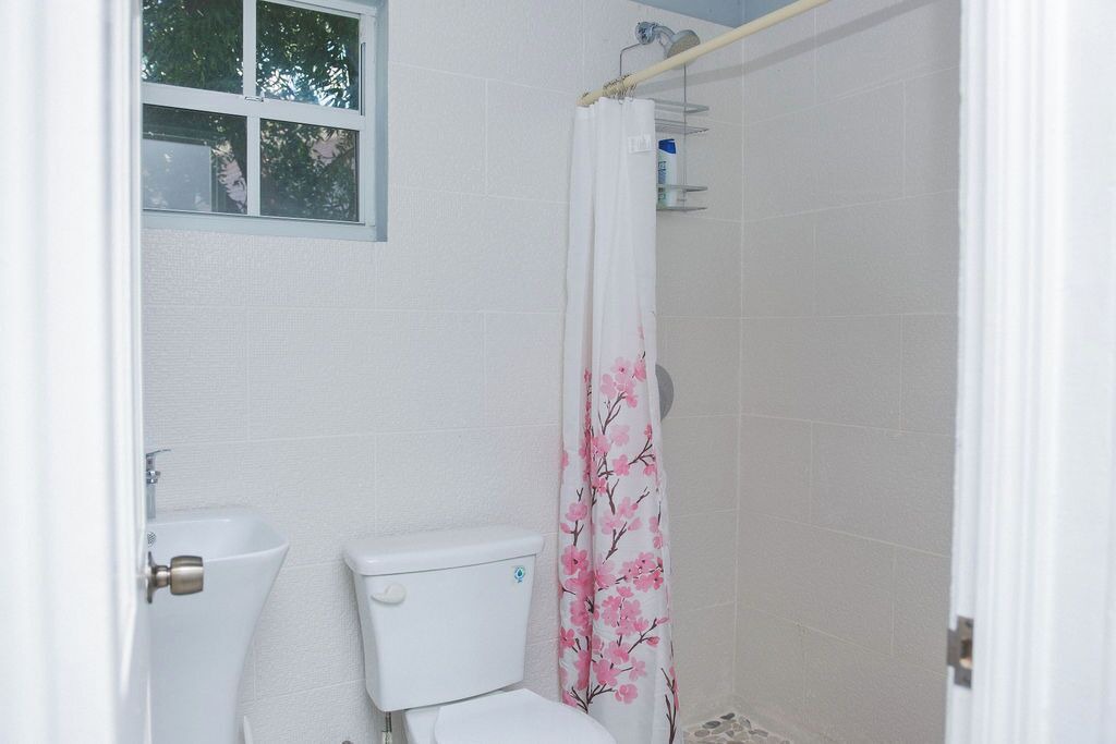Photo of Bathroom in Falmouth Harbour
