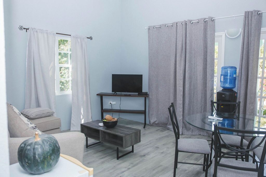 Photo of Livingroom in Falmouth Harbour