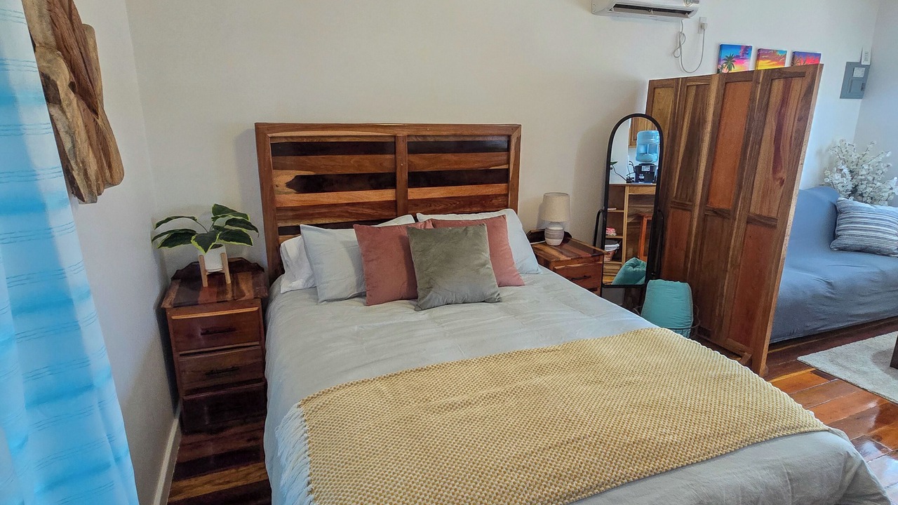 Photo of Bedroom in Hopkins