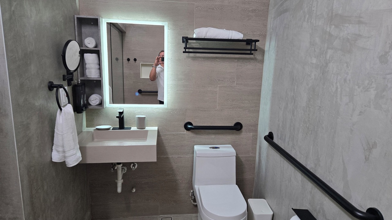 Photo of Bathroom in Stella