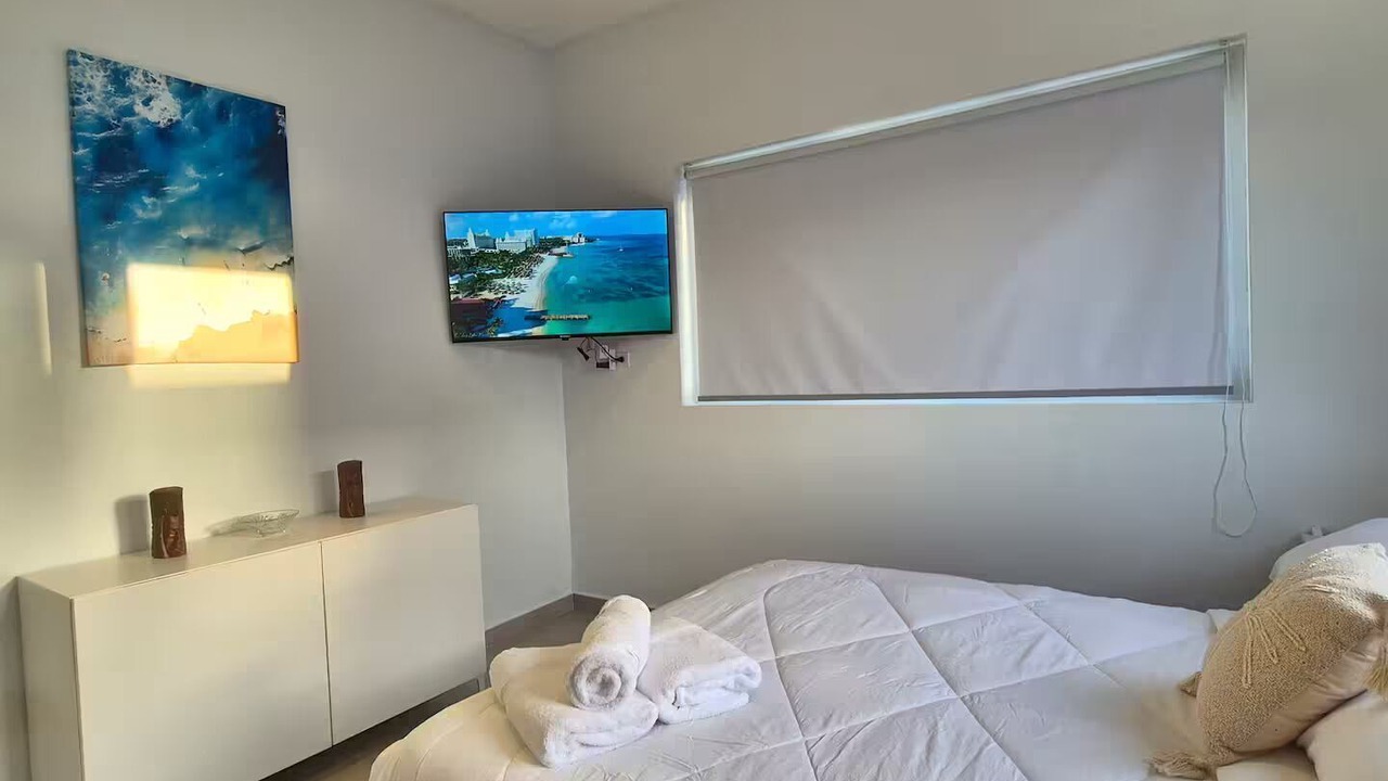 Photo of Bedroom in Opal
