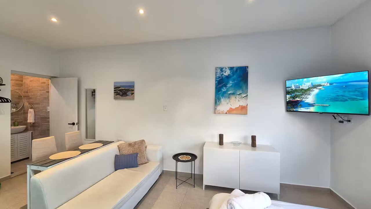 Photo of Bedroom in Opal