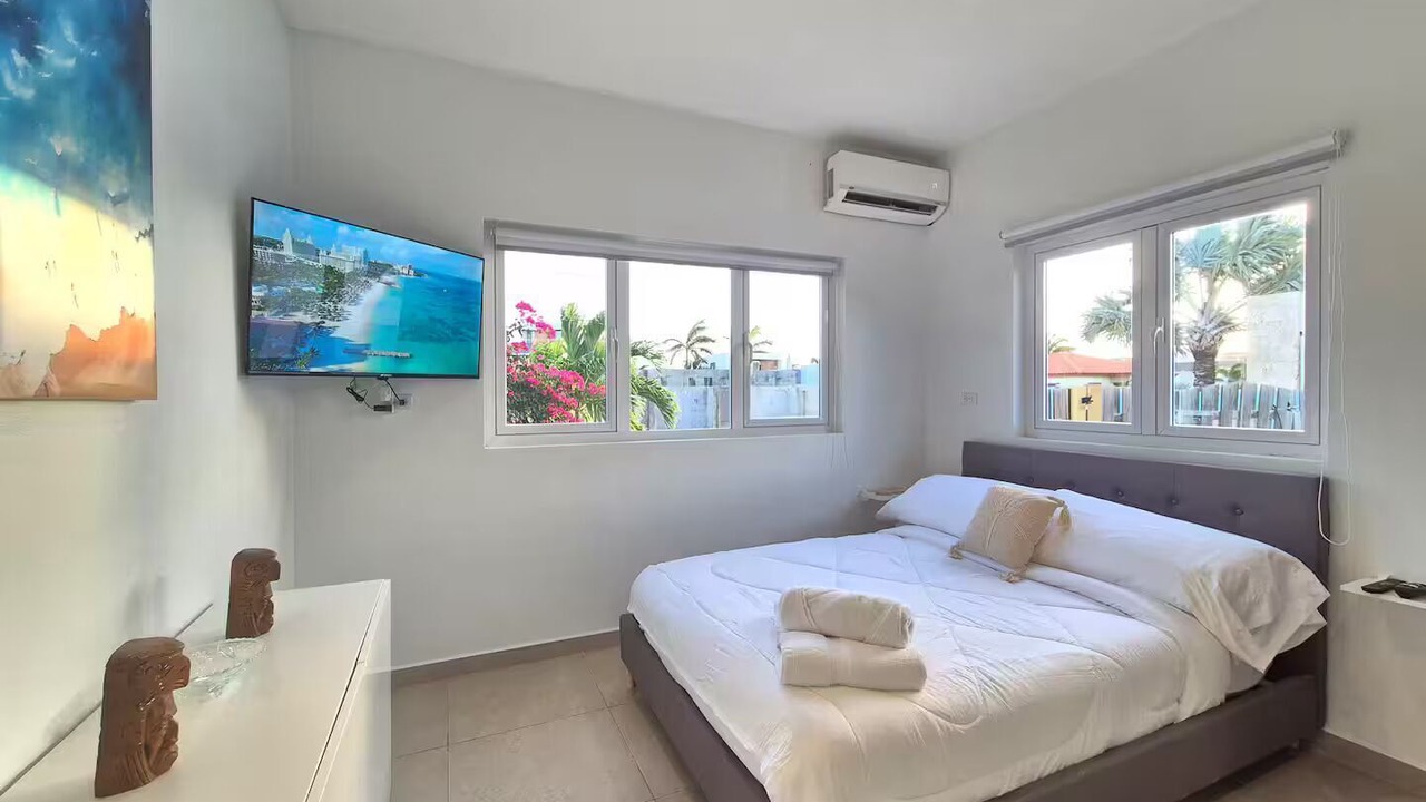 Photo of Bedroom in Opal