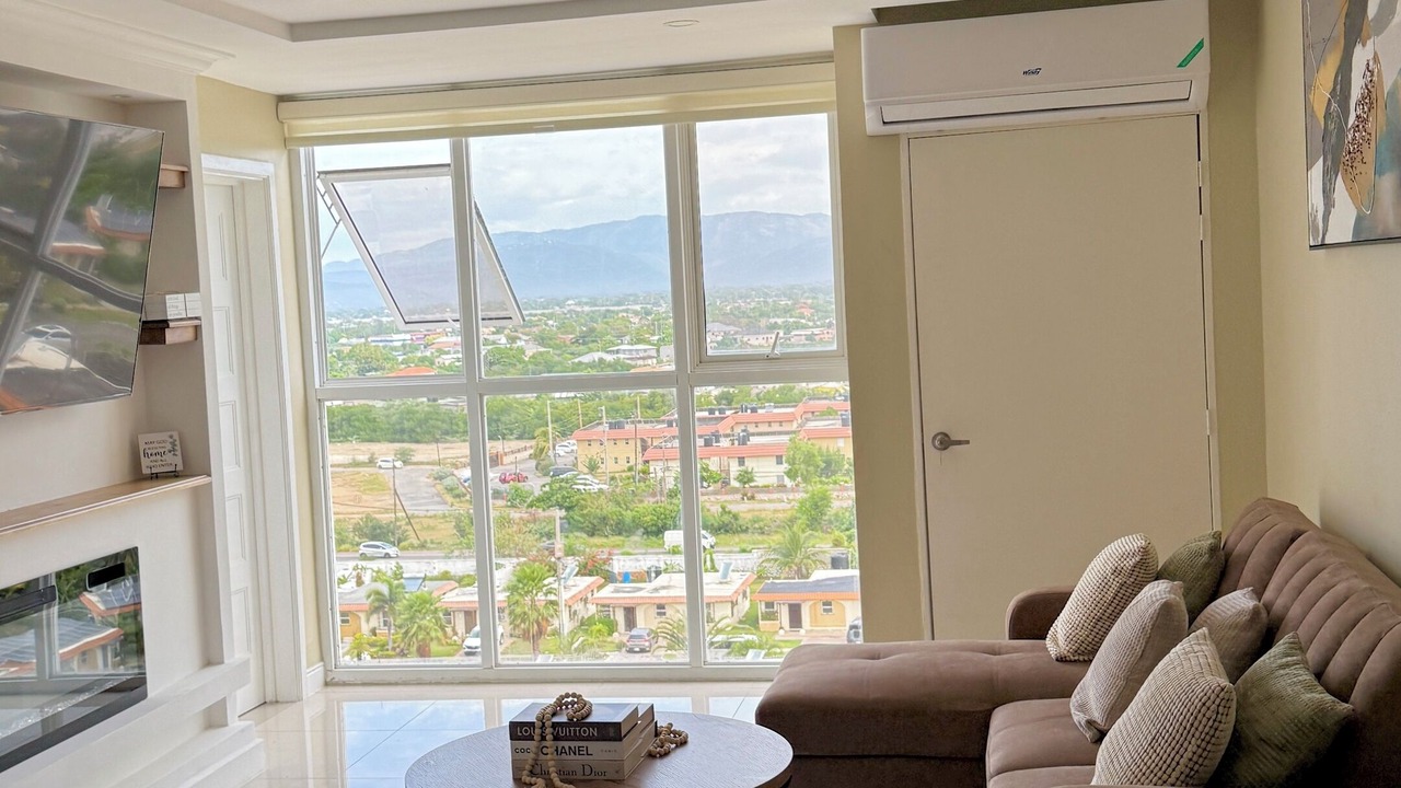 Photo of Livingroom in Portmore
