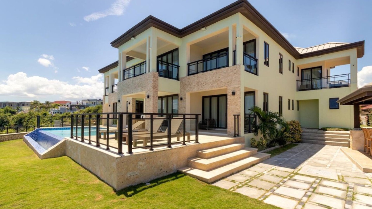 Photo of Outdoor in Tower Isle
