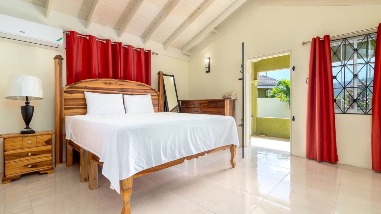 Photo of Bedroom in Mammee Bay