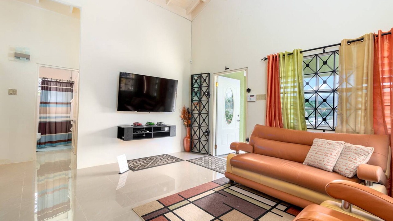 Photo of Livingroom in Mammee Bay