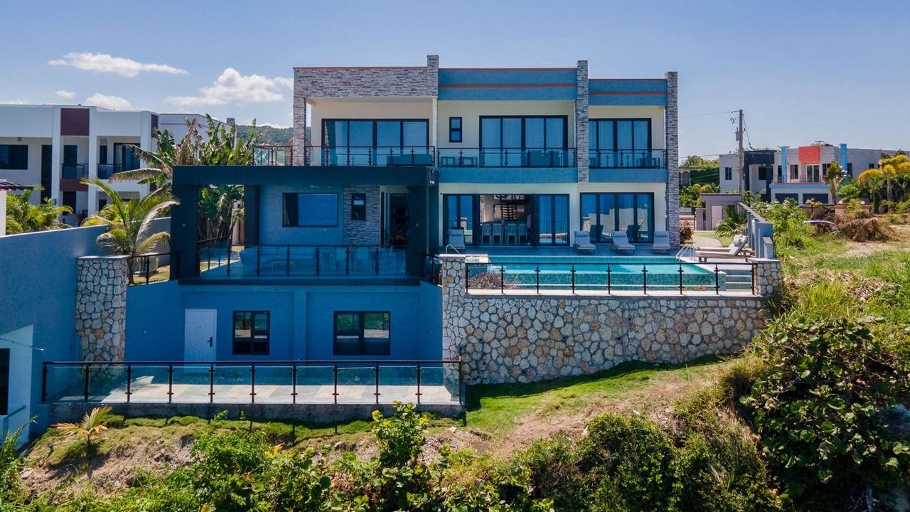 Photo of Outdoor in Tower Isle