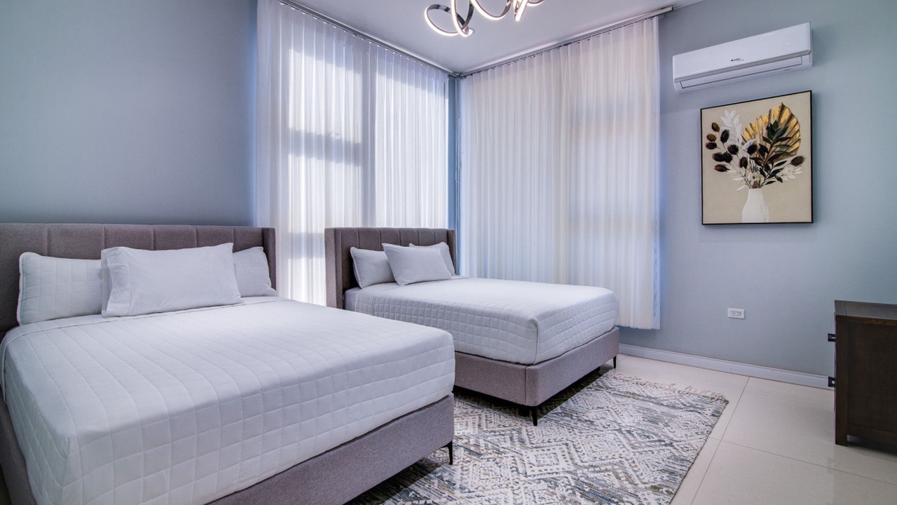 Photo of Bedroom in Tower Isle