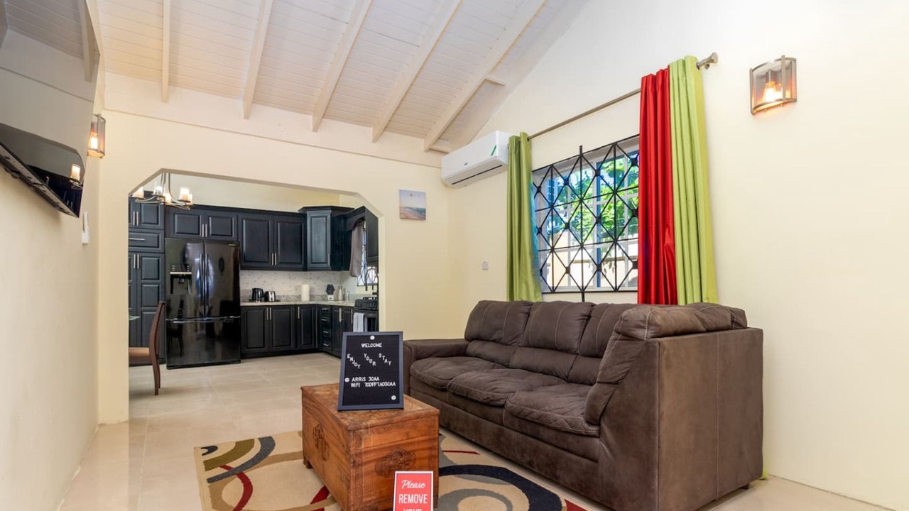 Photo of Livingroom in Mammee Bay