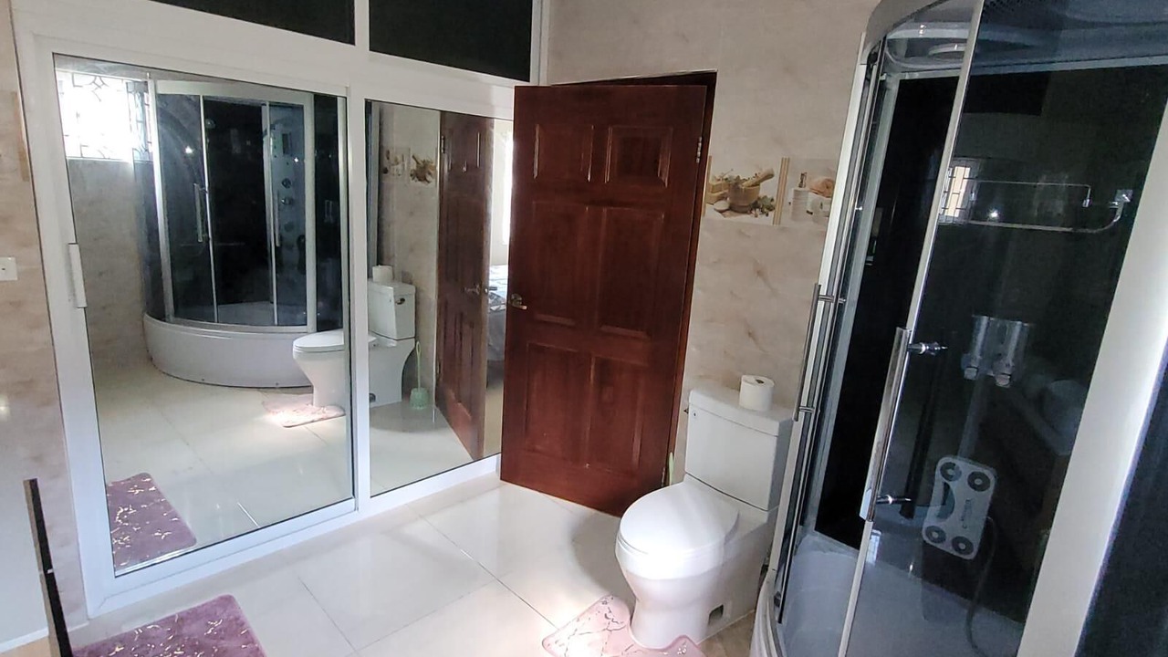 Photo of Bathroom in Mandeville