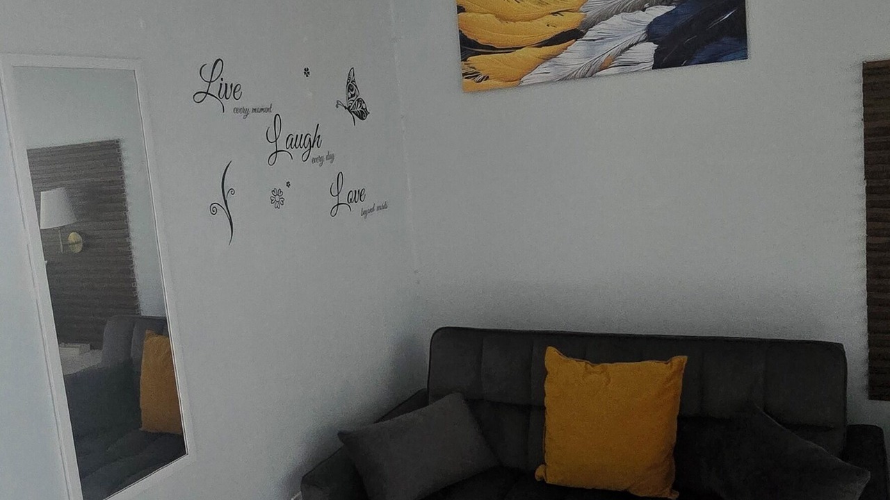 Photo of Livingroom in Camperdown