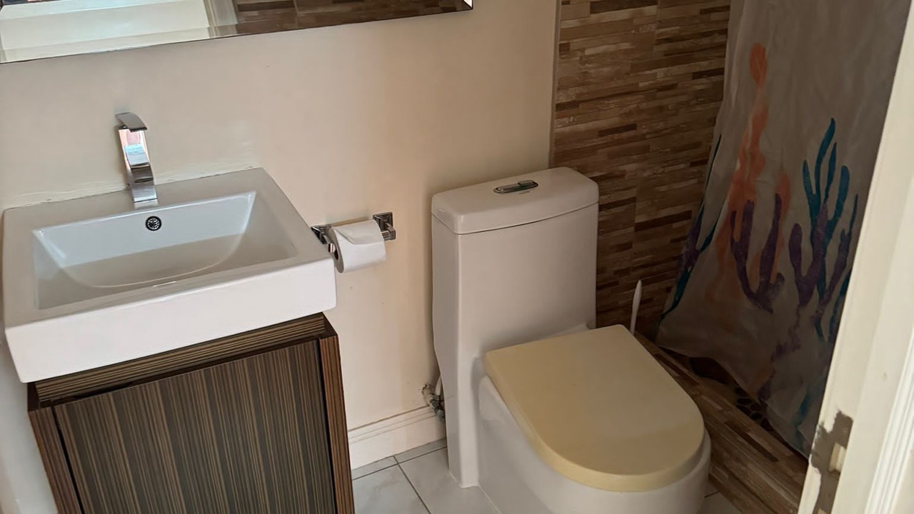 Photo of Bathroom in Orange Bay
