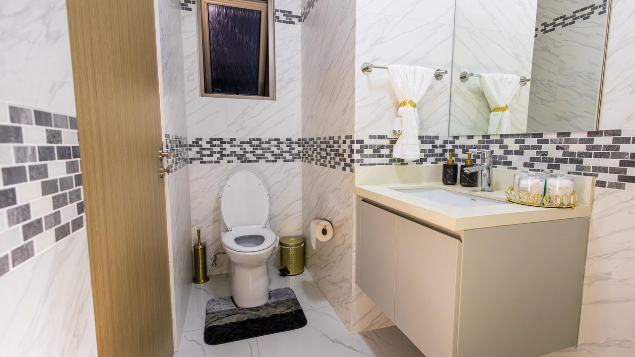 Photo of Bathroom in Eden Gardens