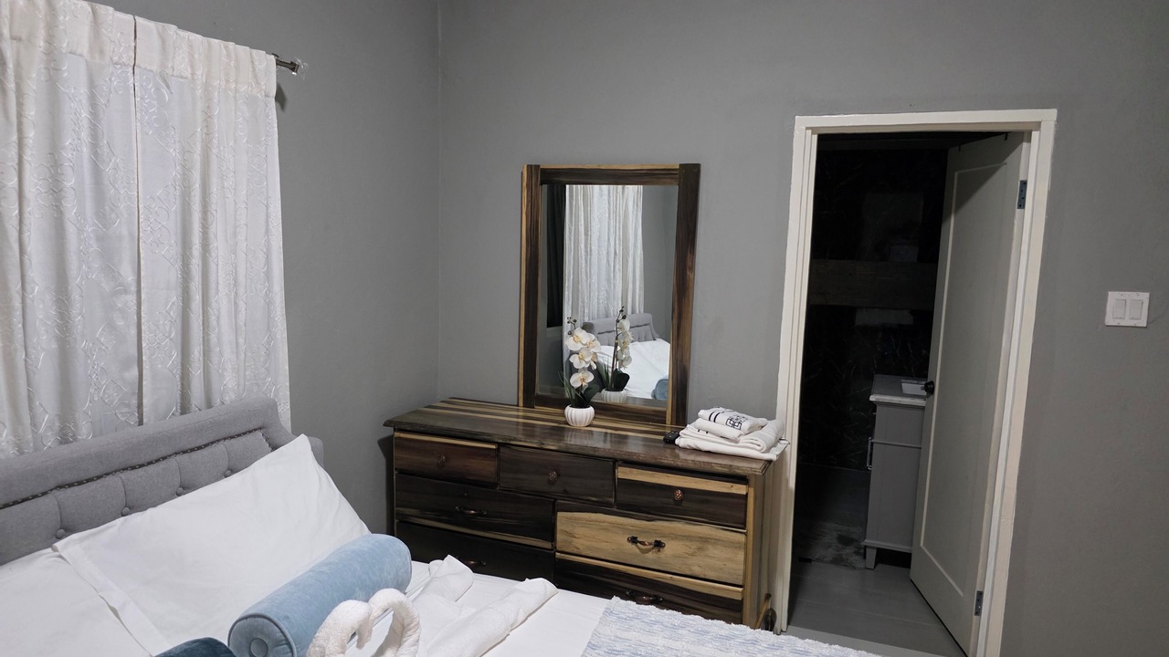 Photo of Bedroom in Happy Grove