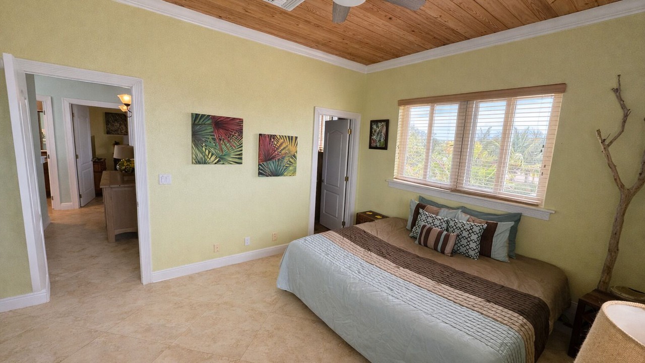 Photo of Bedroom in High Rock