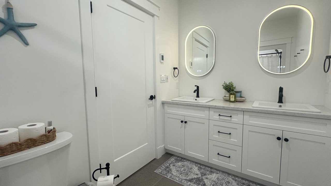 Photo of Bathroom in Park Corner