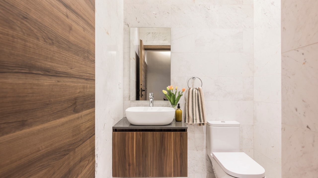 Photo of Bathroom in Yolanda Morales