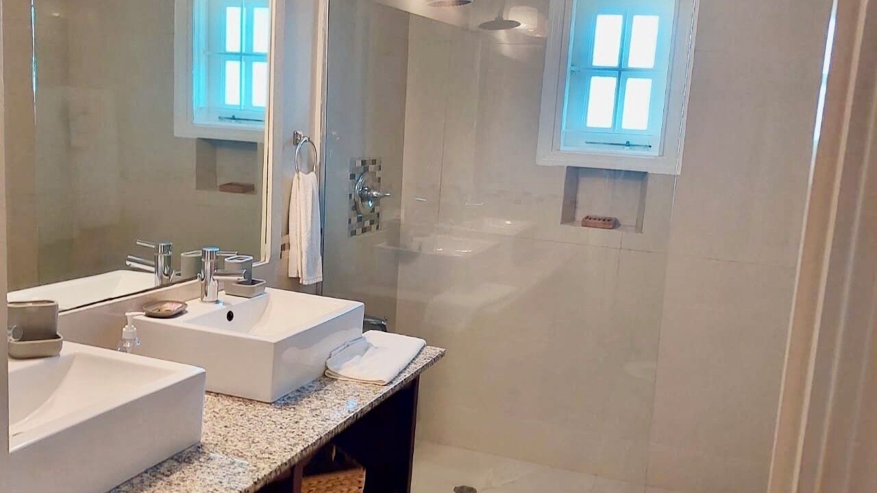 Photo of Bathroom in Lowlands