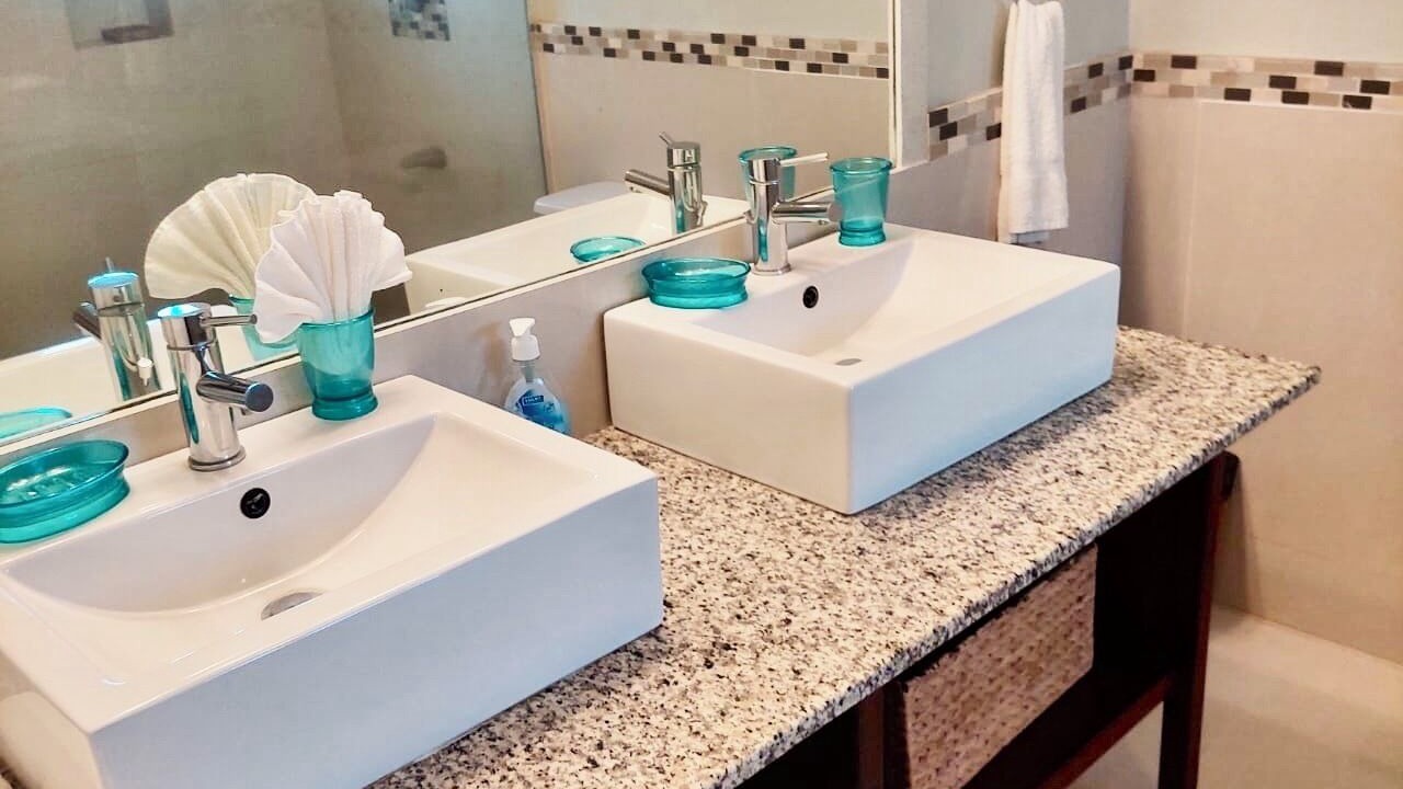 Photo of Bathroom in Lowlands
