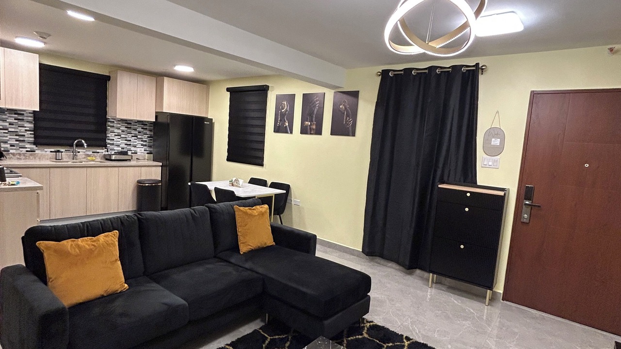 Photo of Livingroom in Eden Gardens