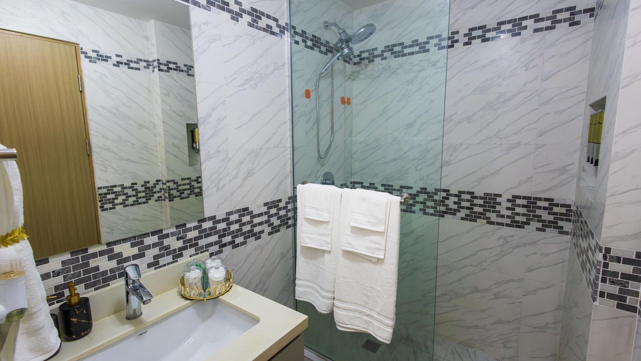 Photo of Bathroom in Eden Gardens