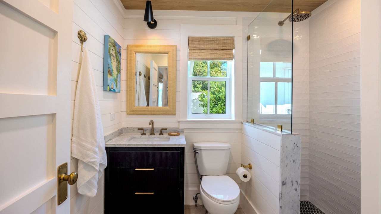 Photo of Bathroom in Hope Town