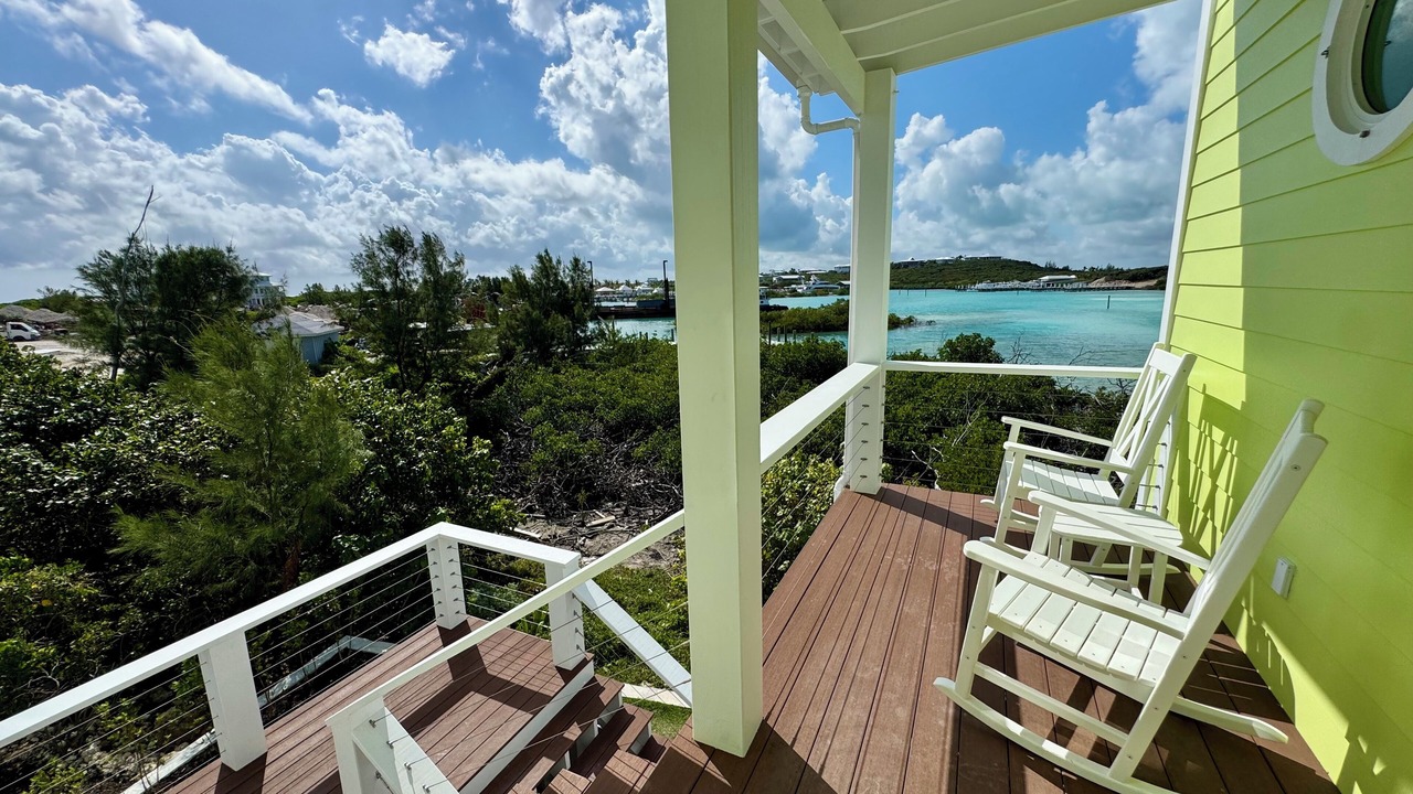 Photo of Patio Balcony in Hope Town
