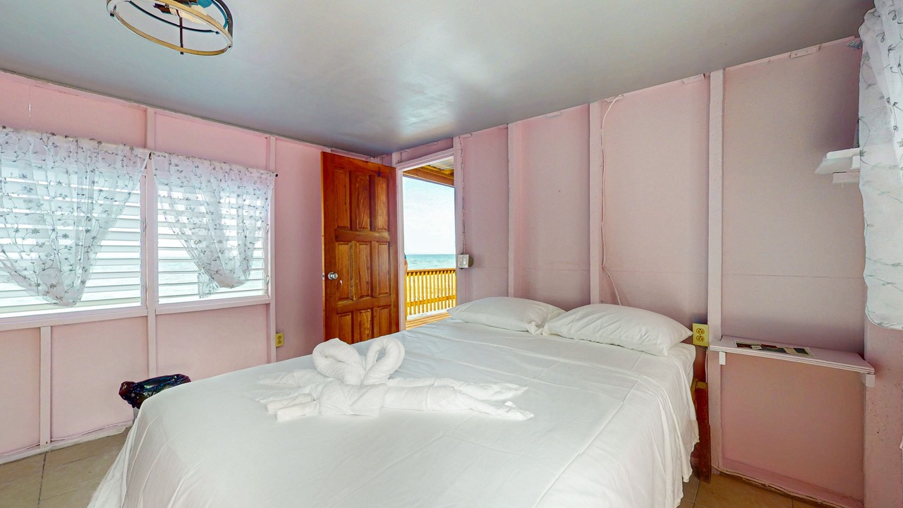 Photo of Bedroom in Sittee Point