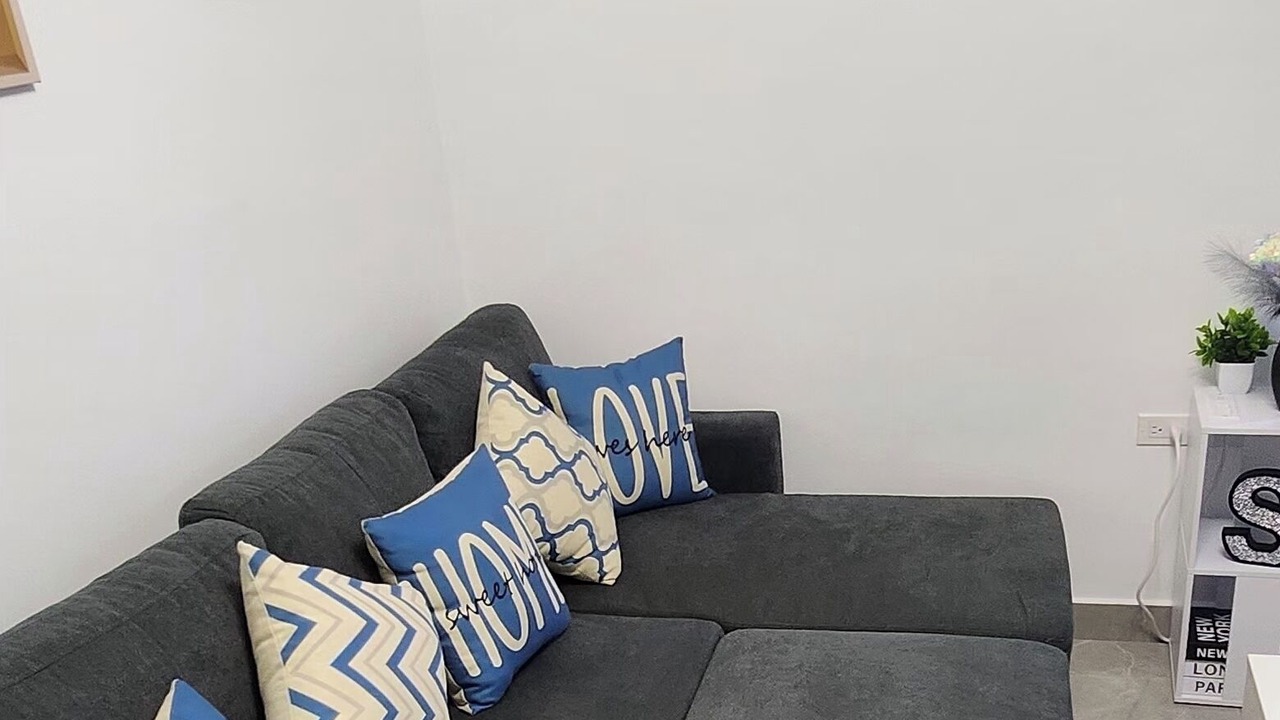 Photo of Livingroom in Eden Gardens