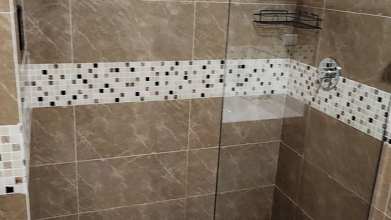 Photo of Bathroom in Eden Gardens