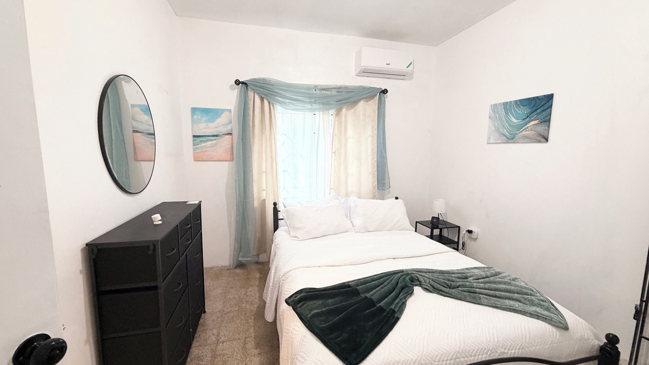 Photo of Bedroom in Moore Town