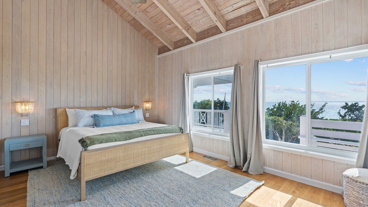 Photo of Bedroom in Hope Town
