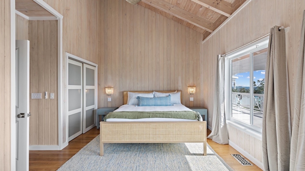 Photo of Bedroom in Hope Town