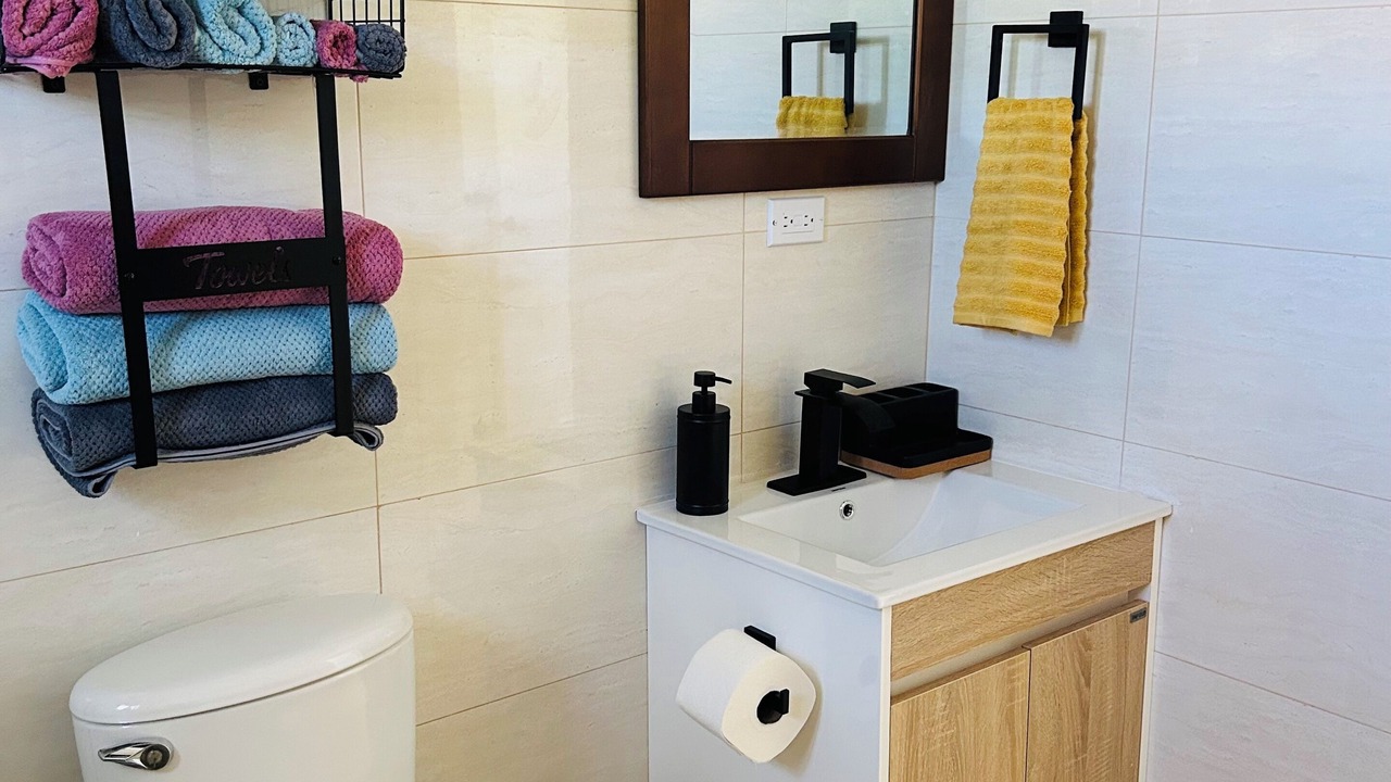 Photo of Bathroom in Piggotts