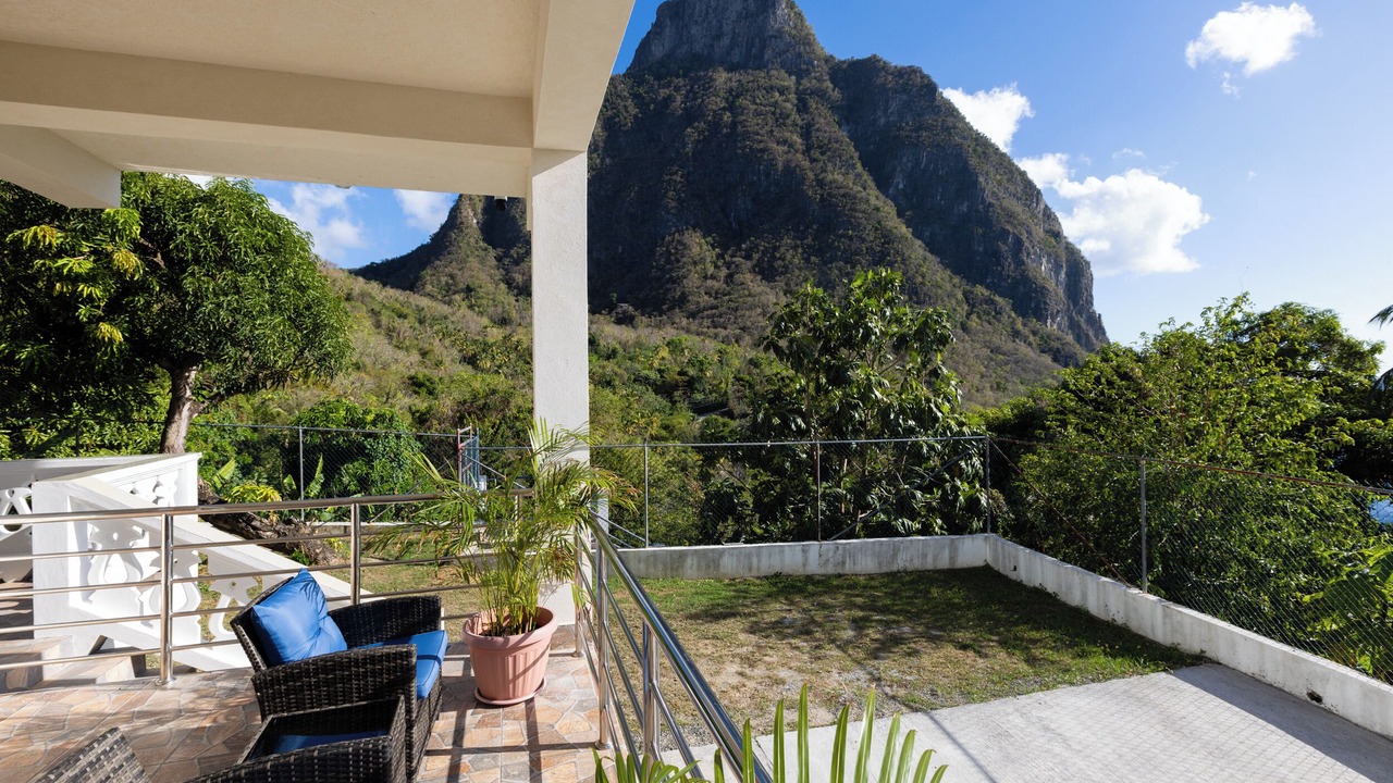 Photo of Patio Balcony in Soufriere