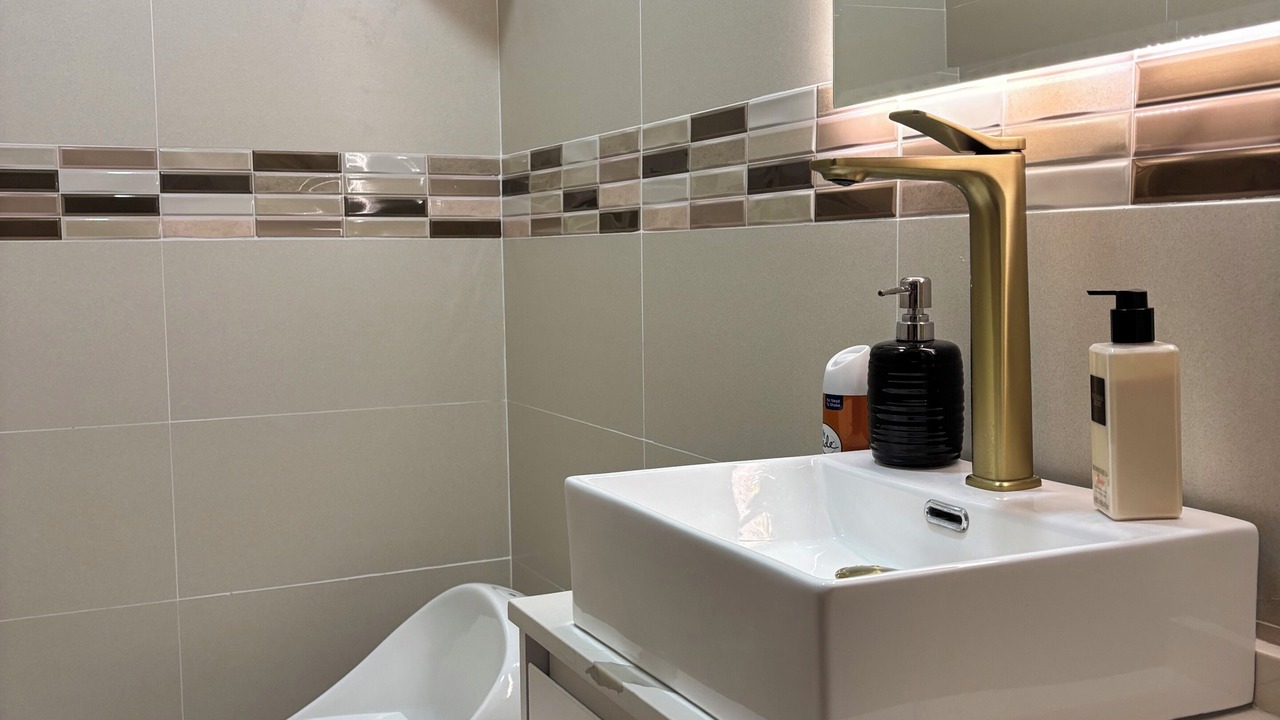 Photo of Bathroom in Runaway Bay