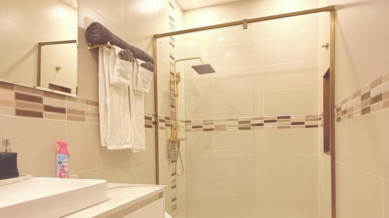 Photo of Bathroom in Runaway Bay