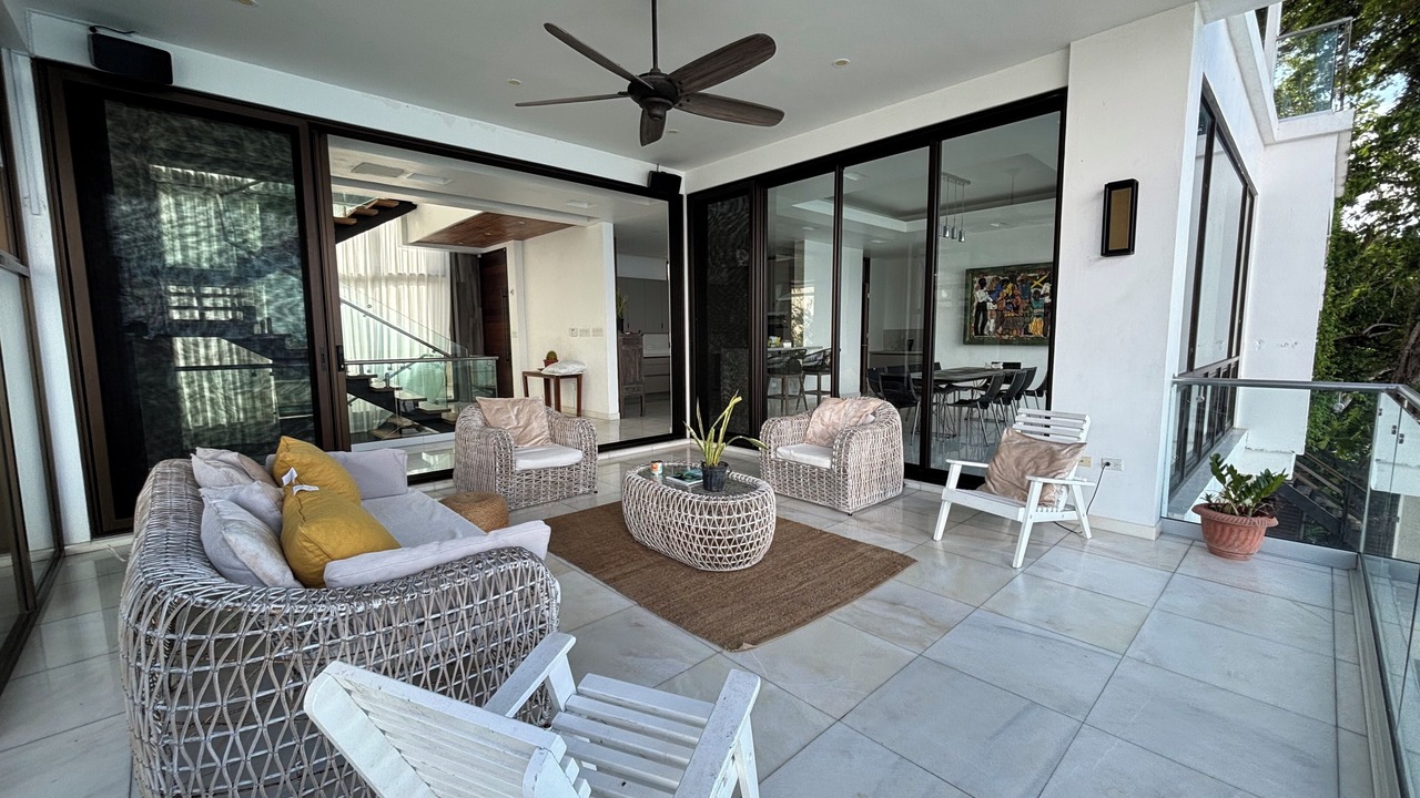 Photo of Patio Balcony in Salt Gut