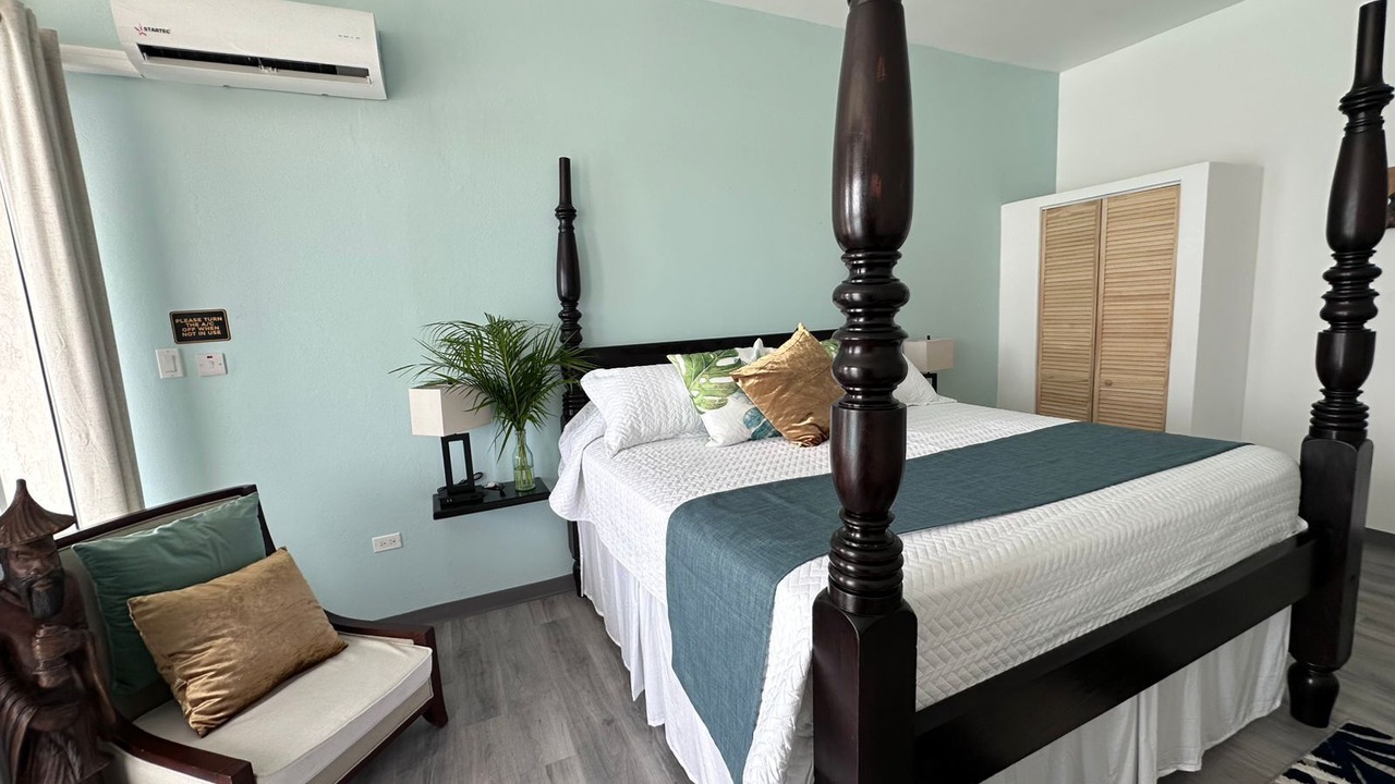 Photo of Bedroom in Runaway Bay